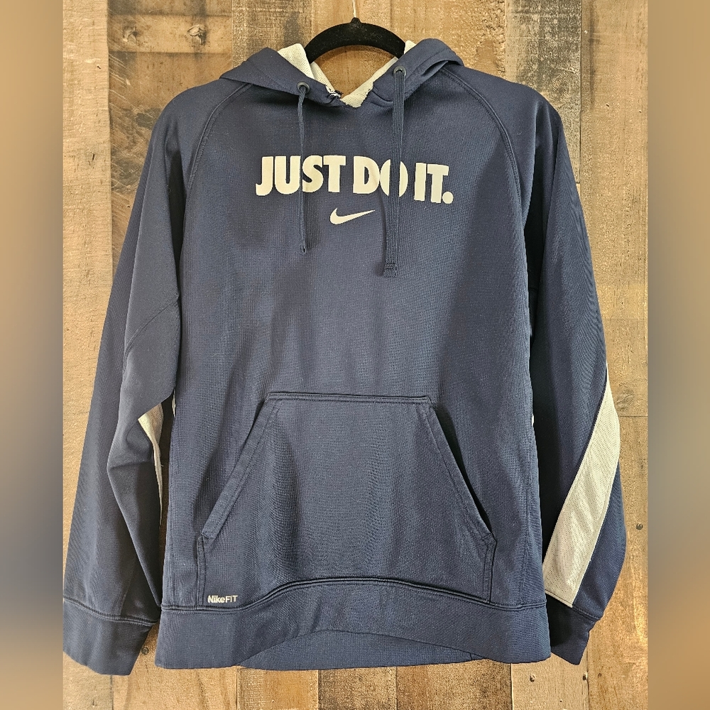 Nike sweatshirt